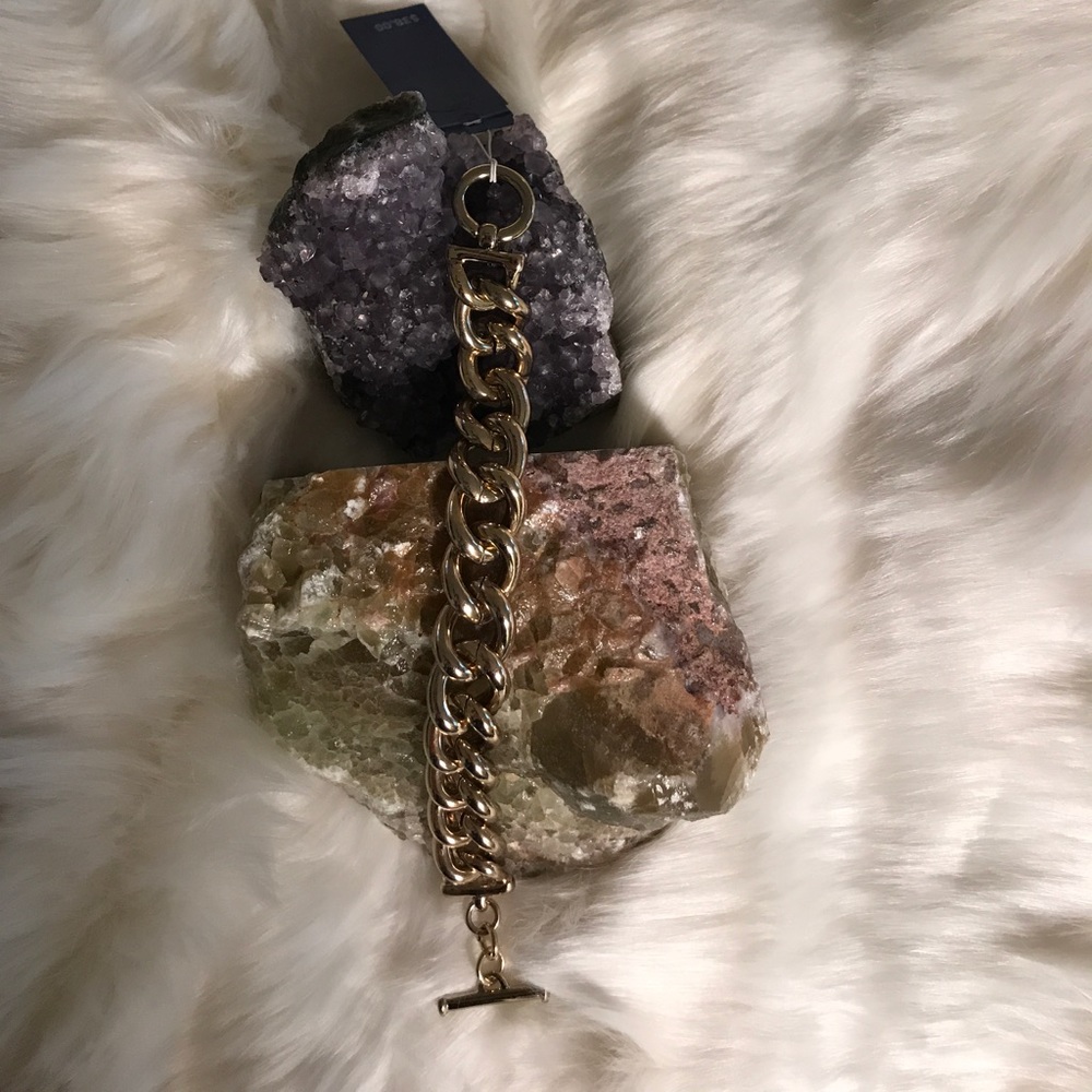 Gold chain link bracelet by Bella-Jack